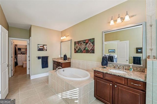 1631 Canopy Chase, Brookhaven, GA 30319