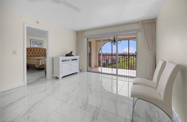 37 High Point CIR E 602, Naples, FL 34103