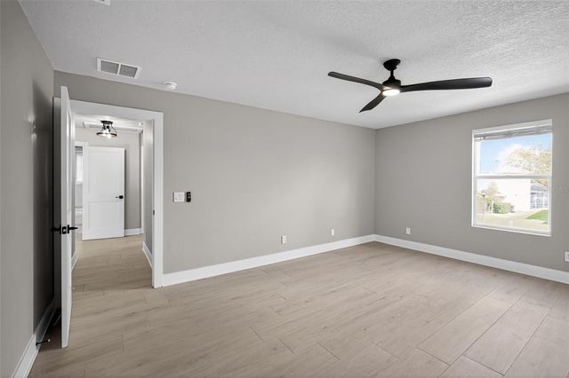 20054 NOB OAK AVENUE, Tampa, FL 33647