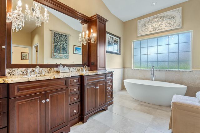 8 RUE RENOIR, Palm Coast, FL 32137