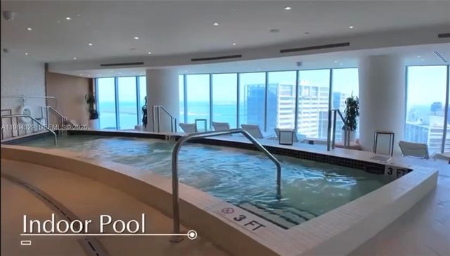 300 Biscayne Boulevard Way 2601E, Miami, FL 33131