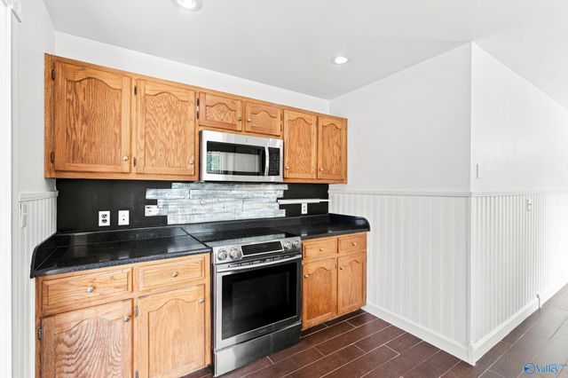 423 Ariel Drive NW, Harvest, AL 35749
