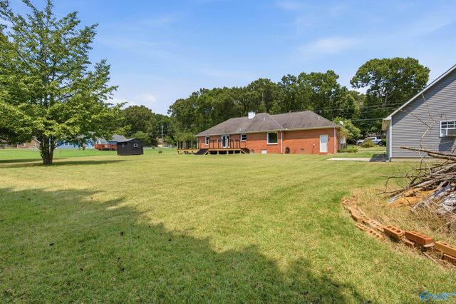423 Ariel Drive NW, Harvest, AL 35749