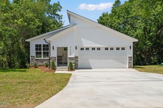2549 Pinetop Avenue, Graham, NC 27253