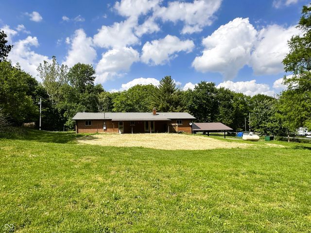 2138 W Range Line Road, Greencastle, IN 46135