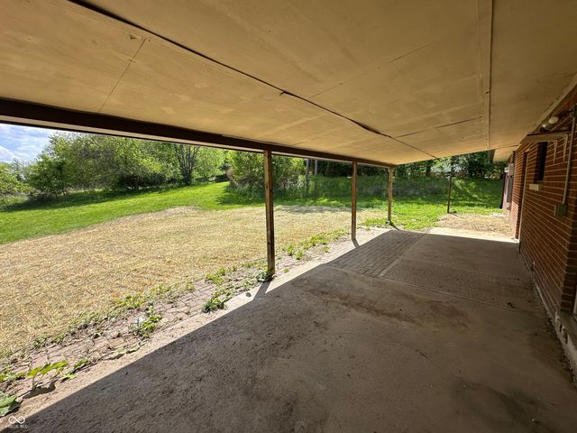 2138 W Range Line Road, Greencastle, IN 46135