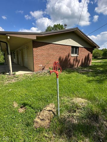 2138 W Range Line Road, Greencastle, IN 46135