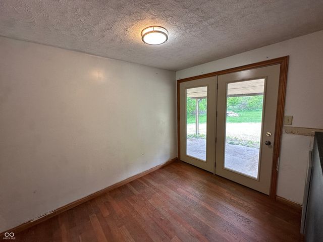 2138 W Range Line Road, Greencastle, IN 46135