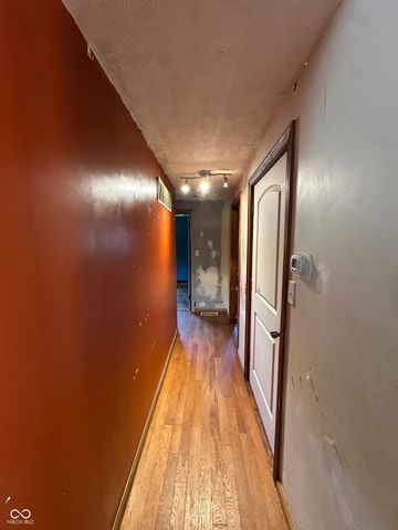 2138 W Range Line Road, Greencastle, IN 46135