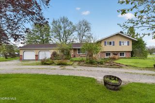 28141 Glenwood Road, Perrysburg, OH 43551
