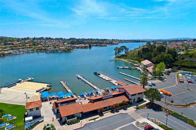 22564 Galilea 32, Mission Viejo, CA 92692