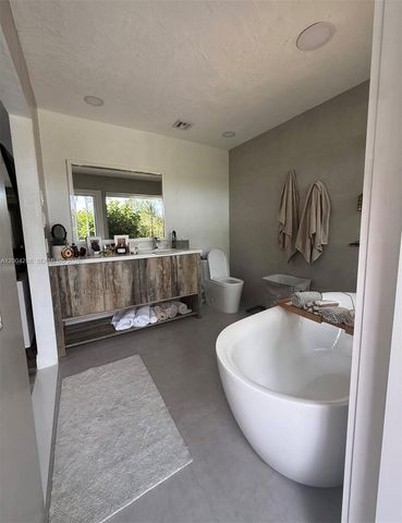 13280 SW 103rd Ter 0, Miami, FL 33186