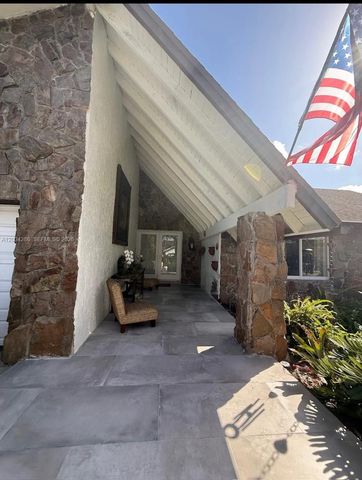 13280 SW 103rd Ter 0, Miami, FL 33186