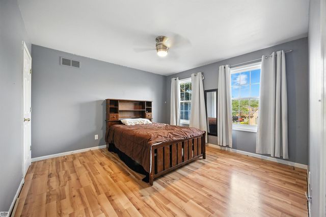 42680 Chippewa Drive, Clinton Twp, MI 48038