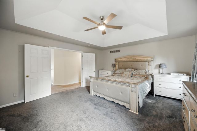 42680 Chippewa Drive, Clinton Twp, MI 48038