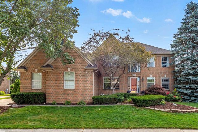 42680 Chippewa Drive, Clinton Twp, MI 48038