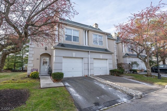 8605 Brittany Dr, Wayne Twp., NJ 07470