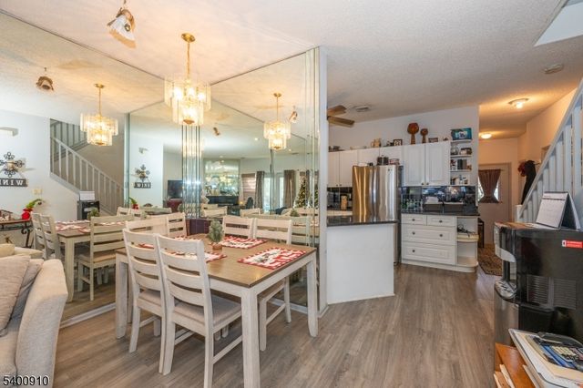 8605 Brittany Dr, Wayne Twp., NJ 07470