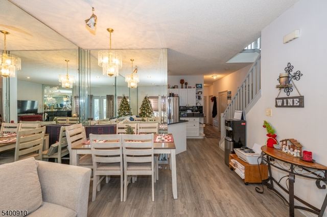 8605 Brittany Dr, Wayne Twp., NJ 07470