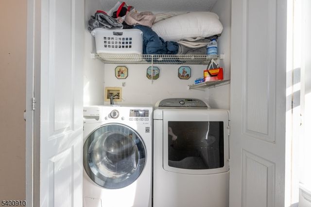 8605 Brittany Dr, Wayne Twp., NJ 07470