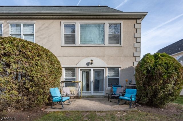 8605 Brittany Dr, Wayne Twp., NJ 07470