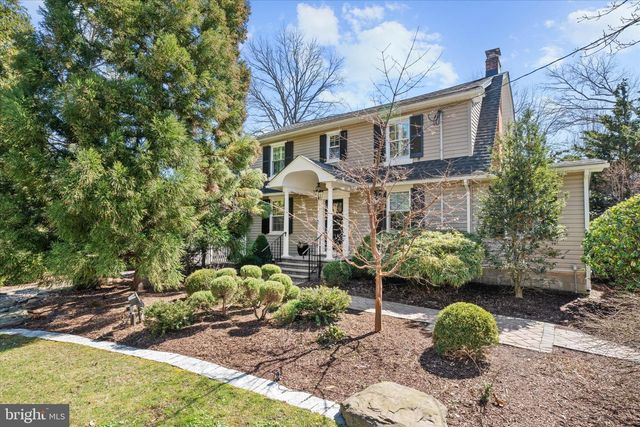 2302 FOULK RD, Wilmington, DE 19810