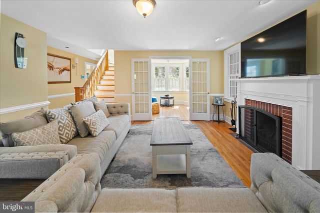 2302 FOULK RD, Wilmington, DE 19810