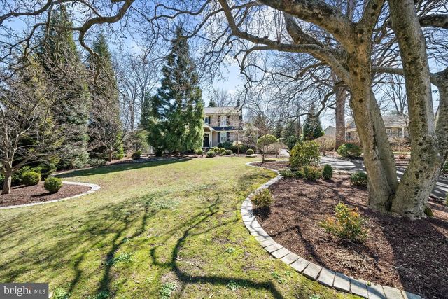 2302 FOULK RD, Wilmington, DE 19810