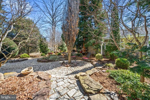 2302 FOULK RD, Wilmington, DE 19810