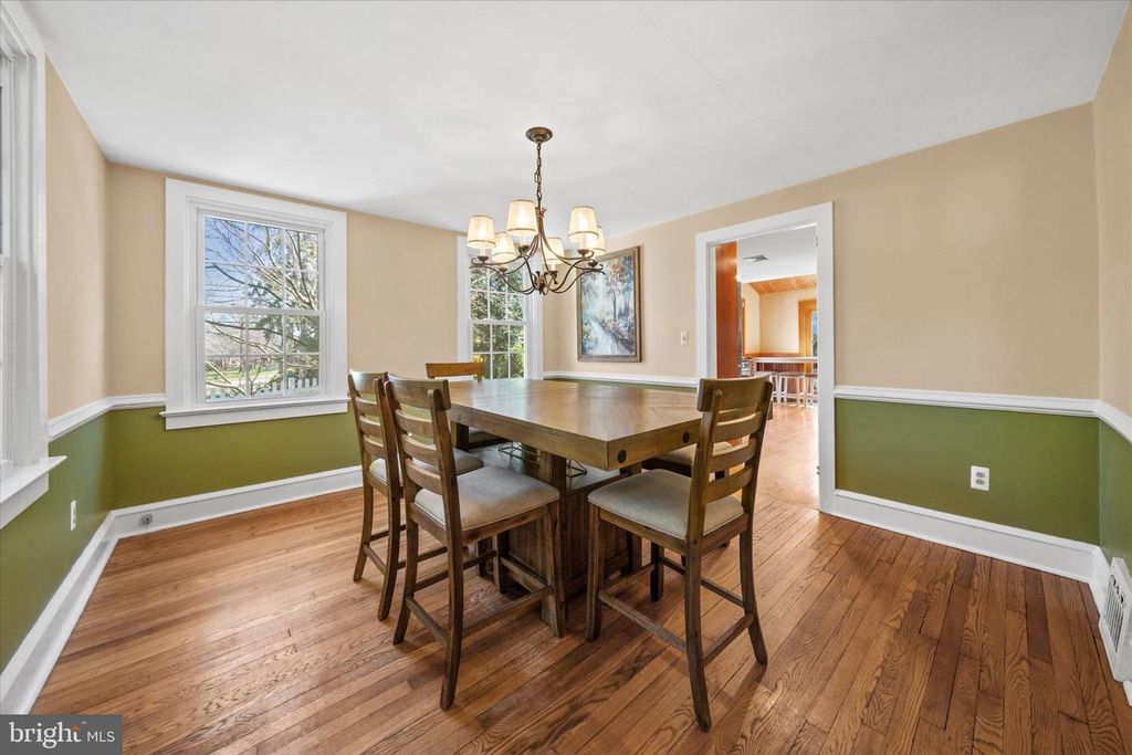 Image 16 of property listing at 2302 FOULK RD, Wilmington, DE 19810