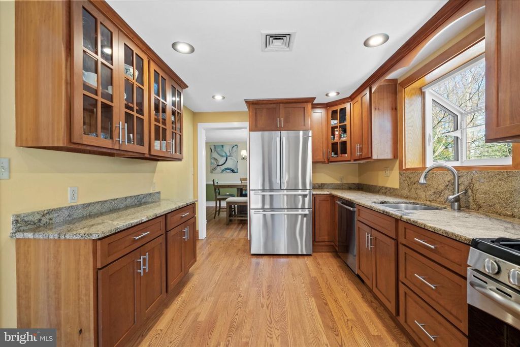 Image 20 of property listing at 2302 FOULK RD, Wilmington, DE 19810