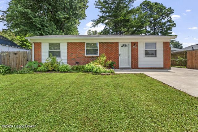 120 Linkwood Ct, Louisville, KY 40229
