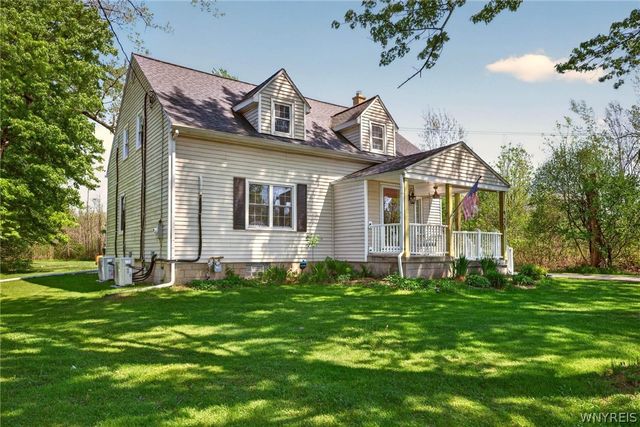 971 Aurora Street, Elma, NY 14086