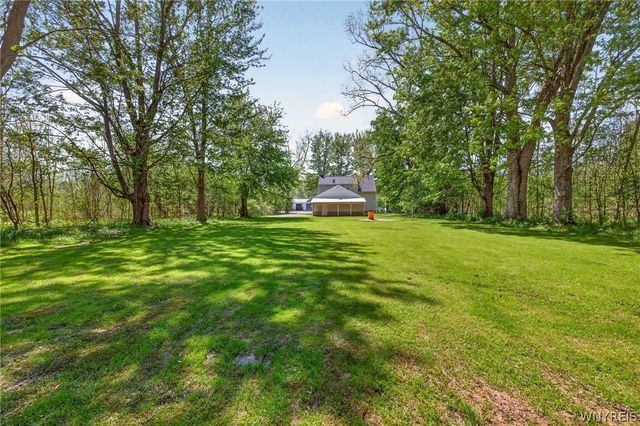 971 Aurora Street, Elma, NY 14086