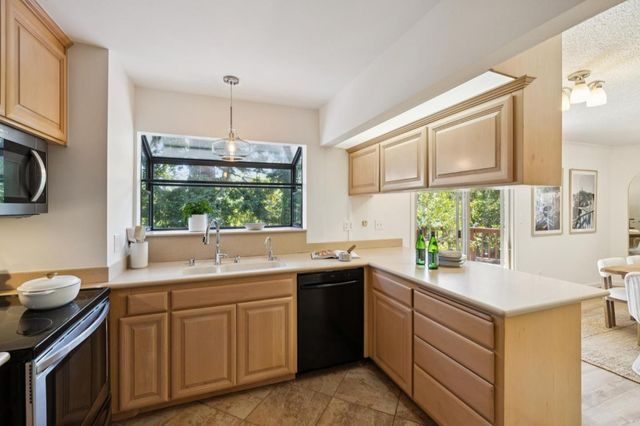 200 Jackson Street, Los Gatos, CA 95030