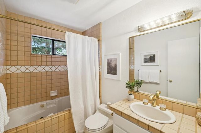 200 Jackson Street, Los Gatos, CA 95030