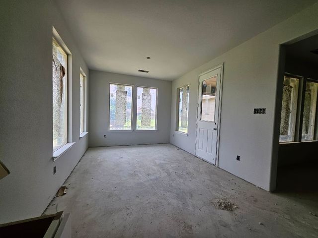 813 Silverleaf Drive, Ennis, TX 75119