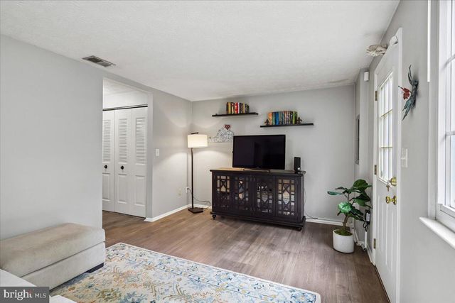 12151 PURPLE SAGE CT, Reston, VA 20194