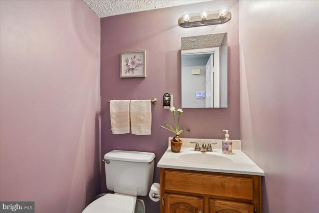 12151 PURPLE SAGE CT, Reston, VA 20194