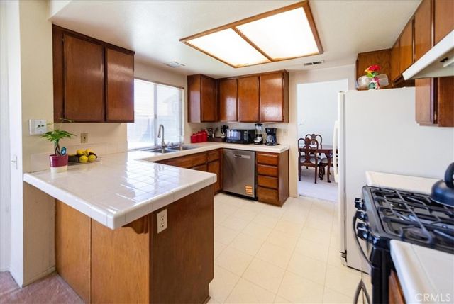 1815 Myrtle Street, Corona, CA 92878