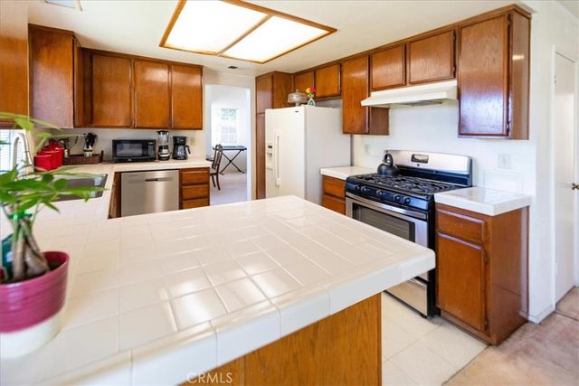 1815 Myrtle Street, Corona, CA 92878