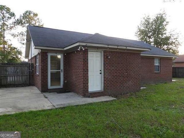 81 Crosby Drive, Hinesville, GA 31313