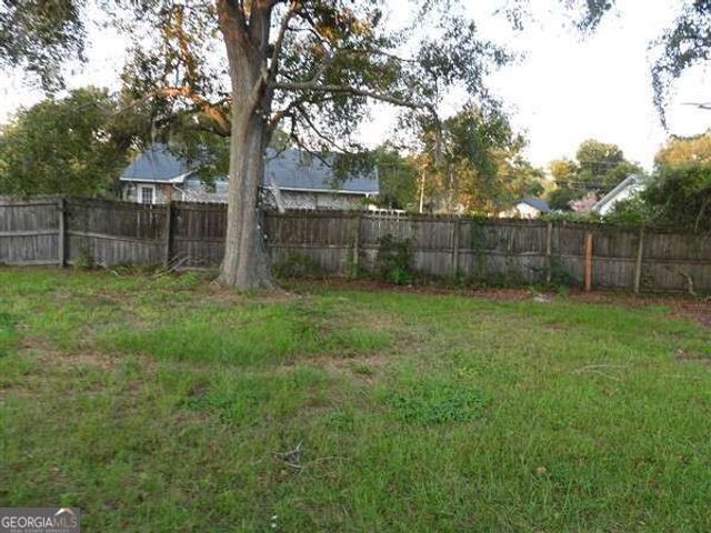 81 Crosby Drive, Hinesville, GA 31313