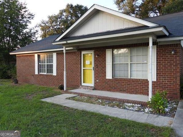 81 Crosby Drive, Hinesville, GA 31313
