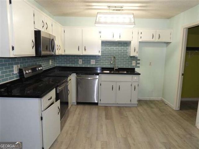 81 Crosby Drive, Hinesville, GA 31313