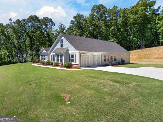 173 W Lake Boulevard, Carrollton, GA 30116