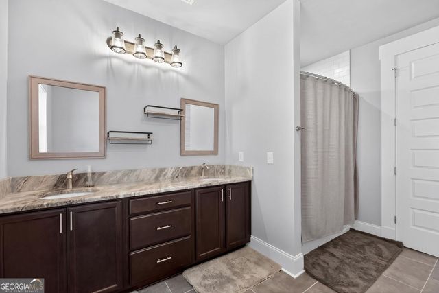 173 W Lake Boulevard, Carrollton, GA 30116