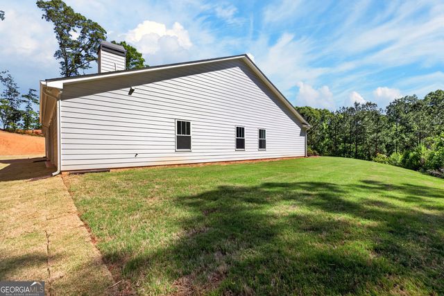 173 W Lake Boulevard, Carrollton, GA 30116