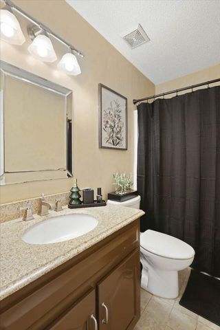 7923 Woodstone Drive, Hixson, TN 37343