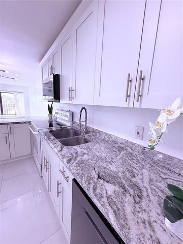 4272 DESTE COURT 308, Lake Worth, FL 33467